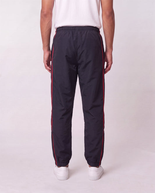 Nike Man United Trackpants back view, XL, 90s vintage, PrimeSupply
